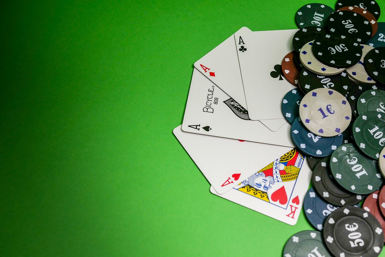 A Complete Guide to Casino Chips: Understanding Tipping Laws in Las Vegas - Image