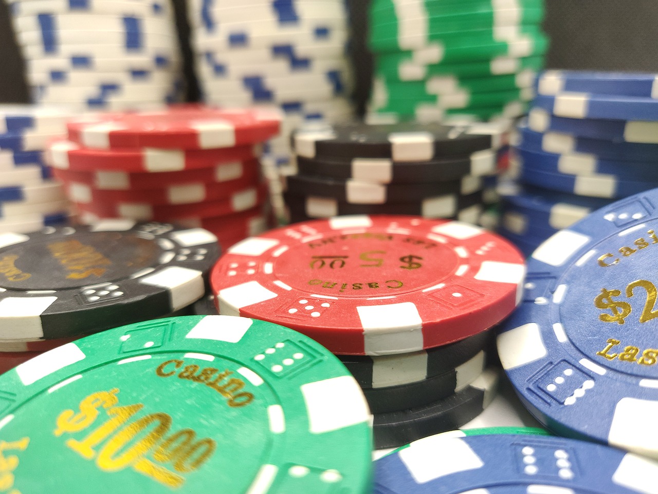 Casino Dress Codes: Essential Style Tips for Gambling in Las Vegas - Image