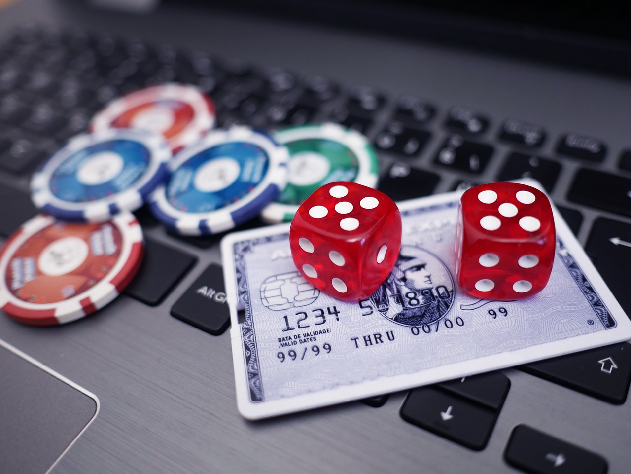 What Are the Risks Involved in Online Gambling? - Image