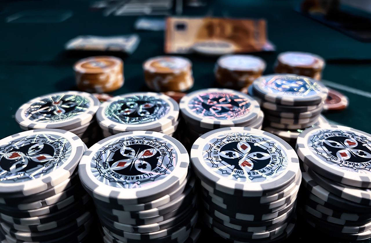 A Complete Guide to Casino Chips: Understanding Tipping Laws in Las Vegas - Image