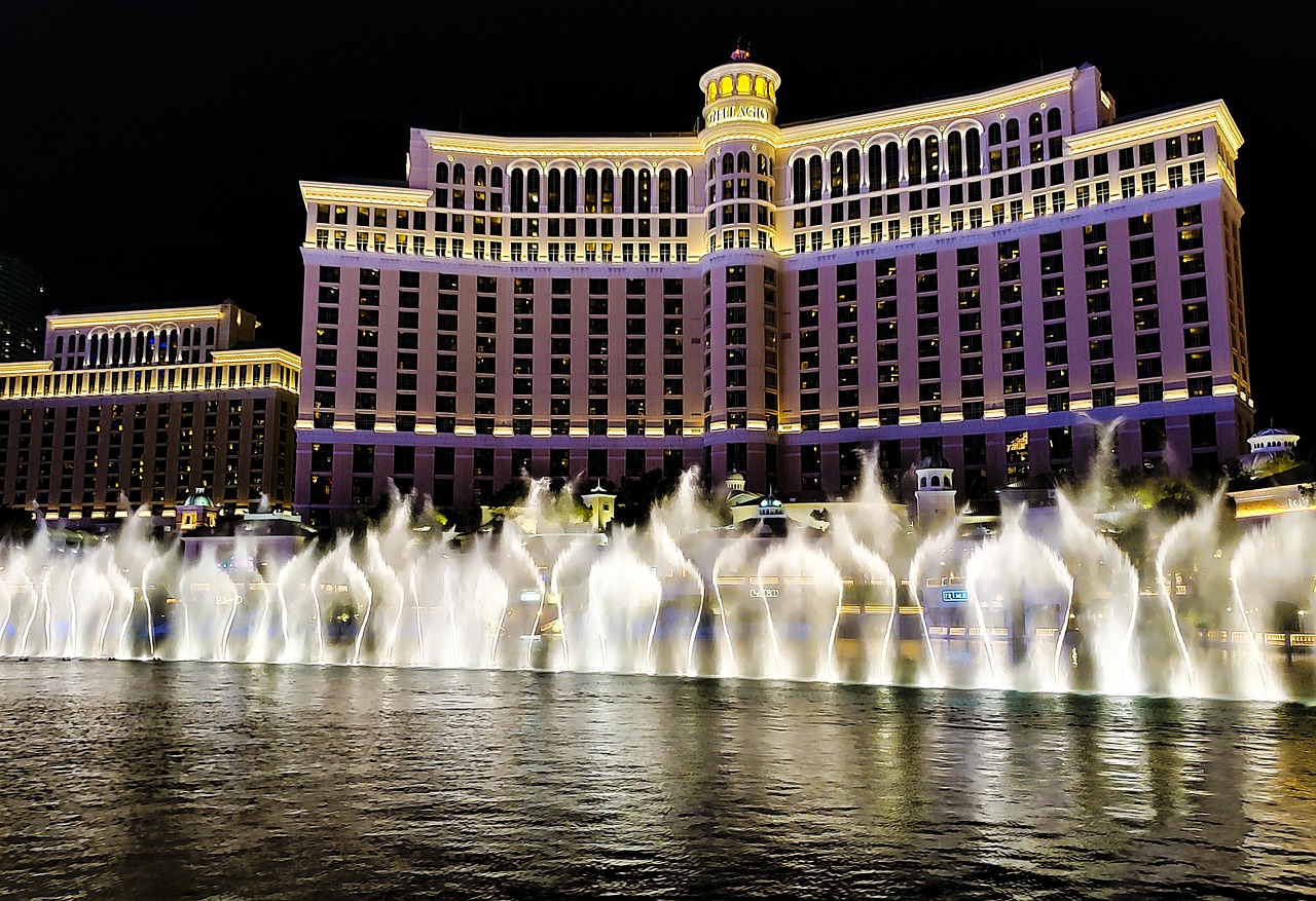 The Best Las Vegas Casinos: Exploring the Most Iconic Game Rooms | 10BET - Image