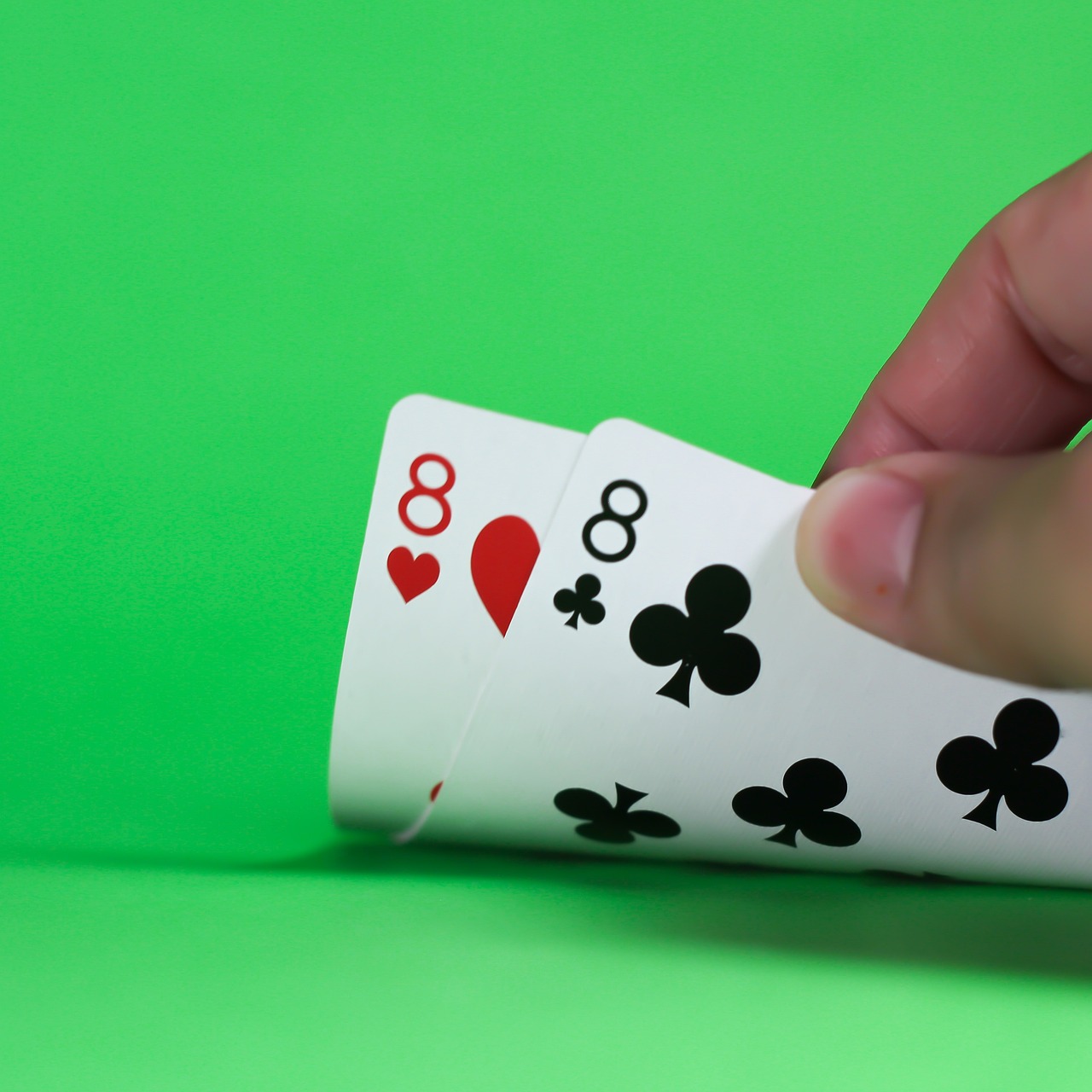 Mastering Roulette Betting Strategies: The Psychology Behind Bet Selection | 10BET - Image