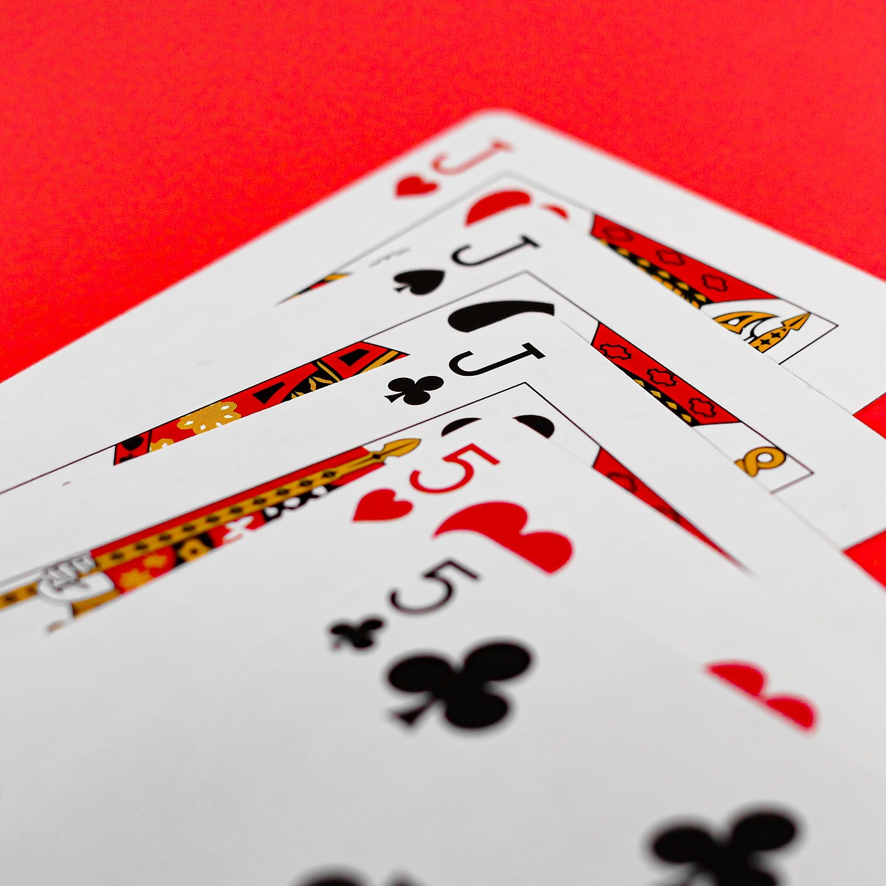 What Types of Games Are Best for Group Gambling? What Types of Games Are Best for Group Gambling? - Image