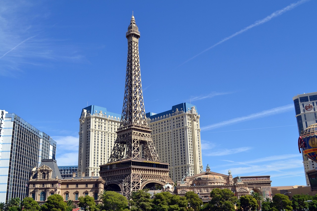 Las Vegas Casinos Entertainment: Mötley Crüe Residency Update & Upcoming Shows - Image
