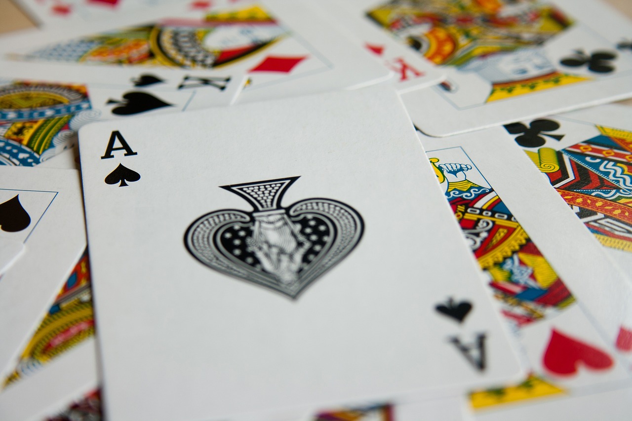 Mastering Online Poker Strategies: How to Leverage Player Characteristics | 10BET Mastering Online Poker Strategies: How to Leverage Player Characteristics | 10BET - Image