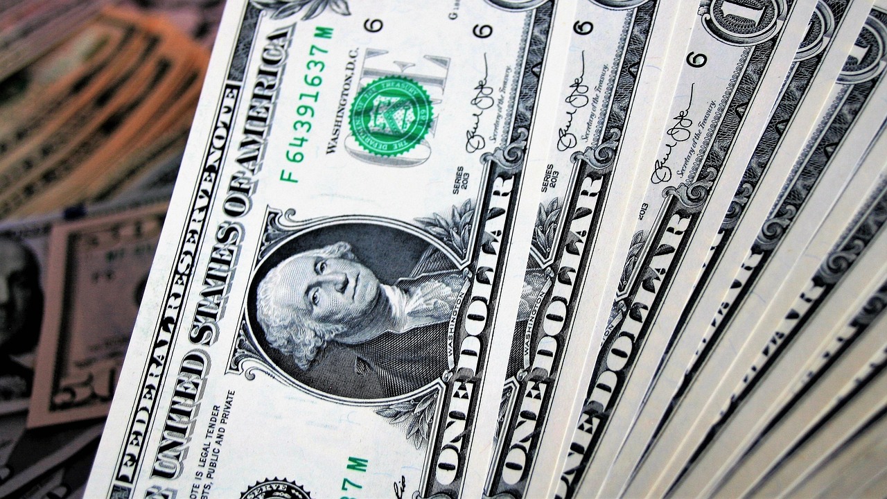 Mastering Betting Strategies: How to Harness the Power of Exponential Growth in Gambling - Image