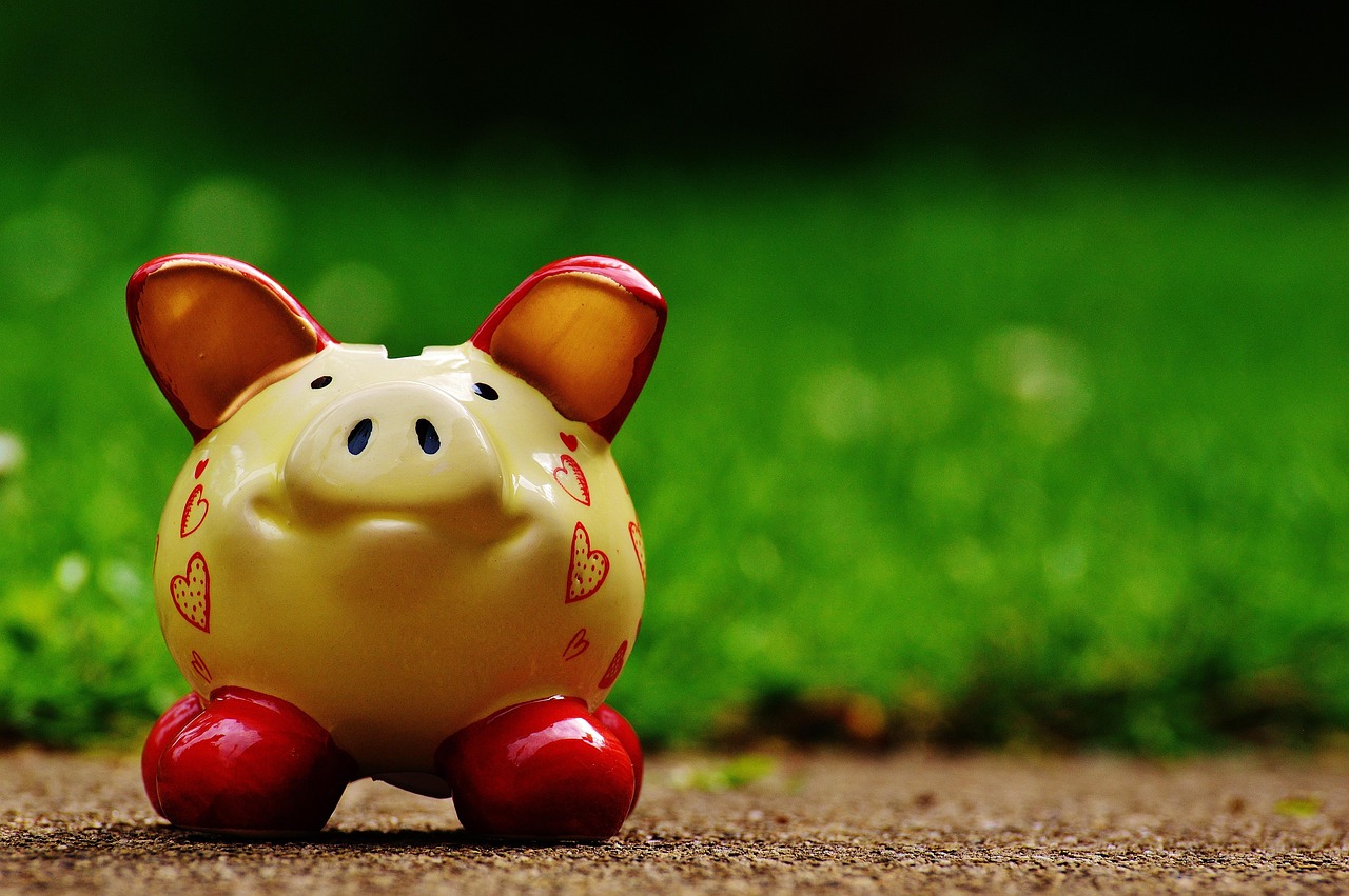 The Ultimate Guide to Hosting an Online Slots Night with Friends | 10BET - Image