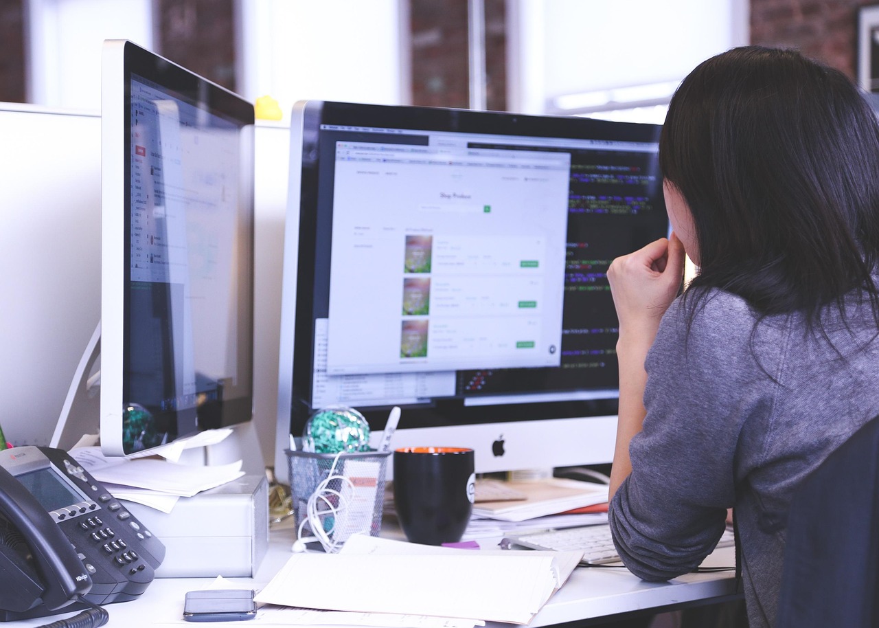 Mastering Betting Strategies: When to Modify Your Approach to Win More | 10BET - Image