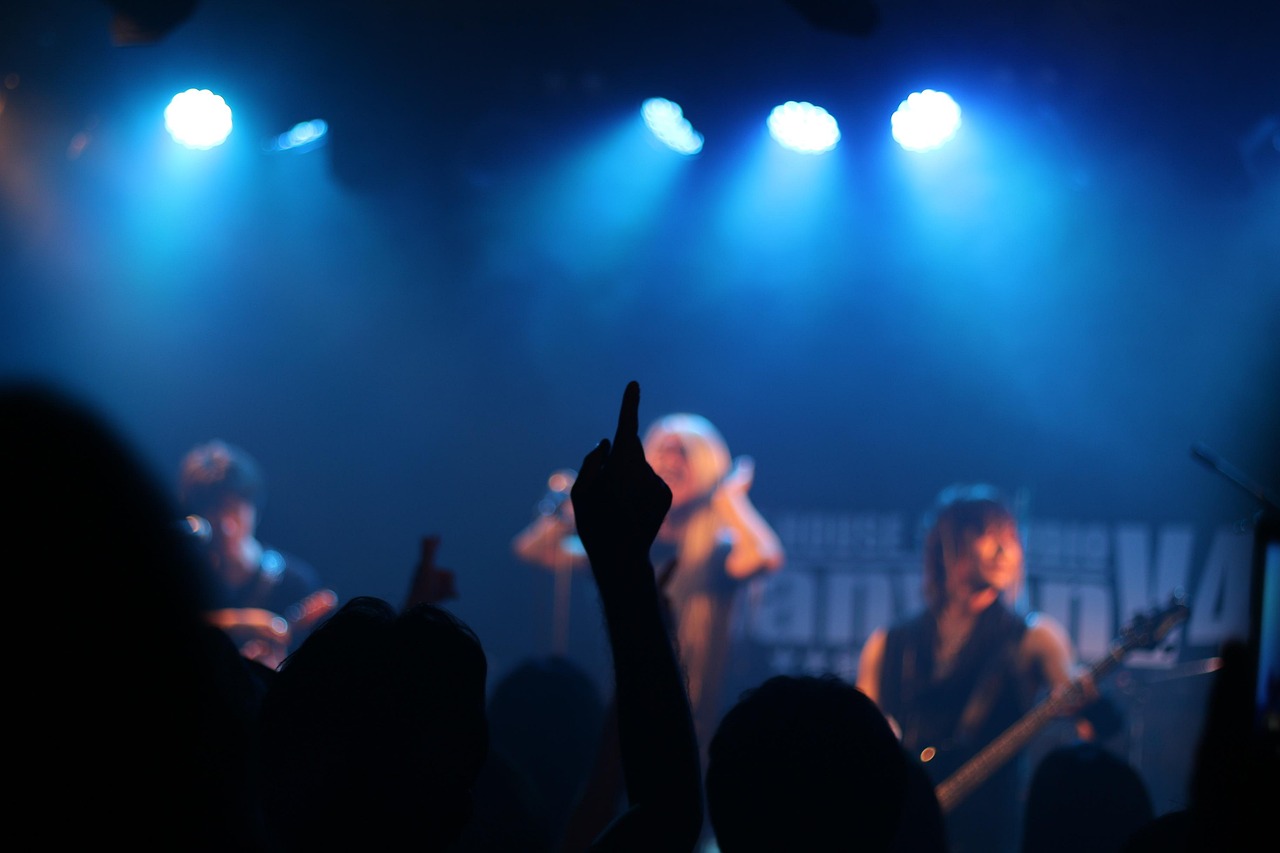 The Best Las Vegas Casinos for New Years Eve Music Parties: Duran Duran, Cardi B, and Toto | 10BET - Image